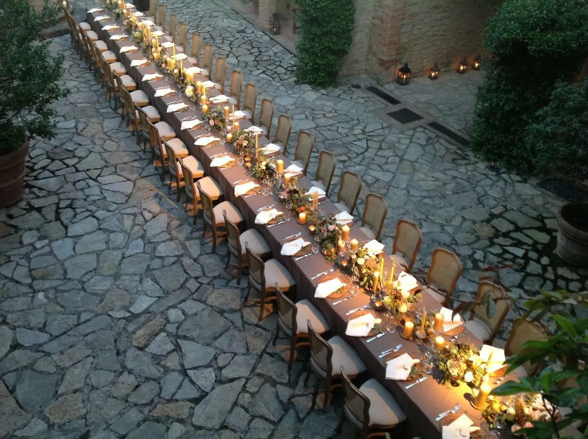 Borgo Finocchieto Villa Bibbiano  Italy
